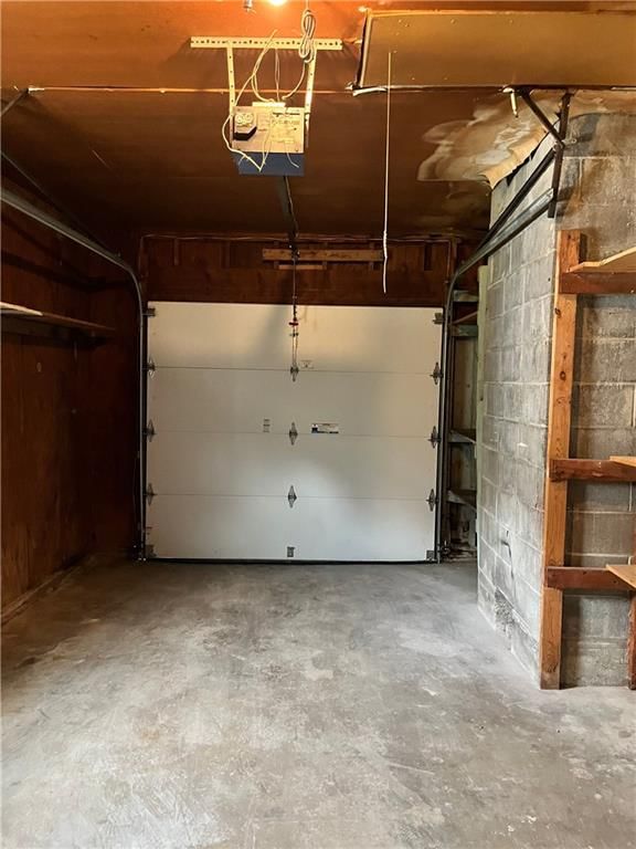 406 Village Drive — photo 36