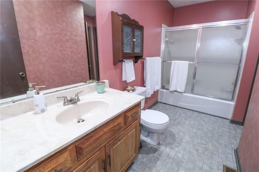 5790 Grant Street — photo 12