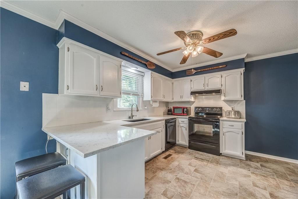 15330 S Summertree Lane — photo 8