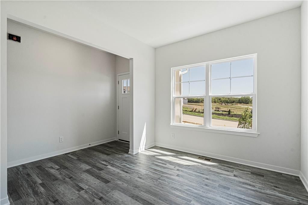 2604 Windmill Drive — photo 9