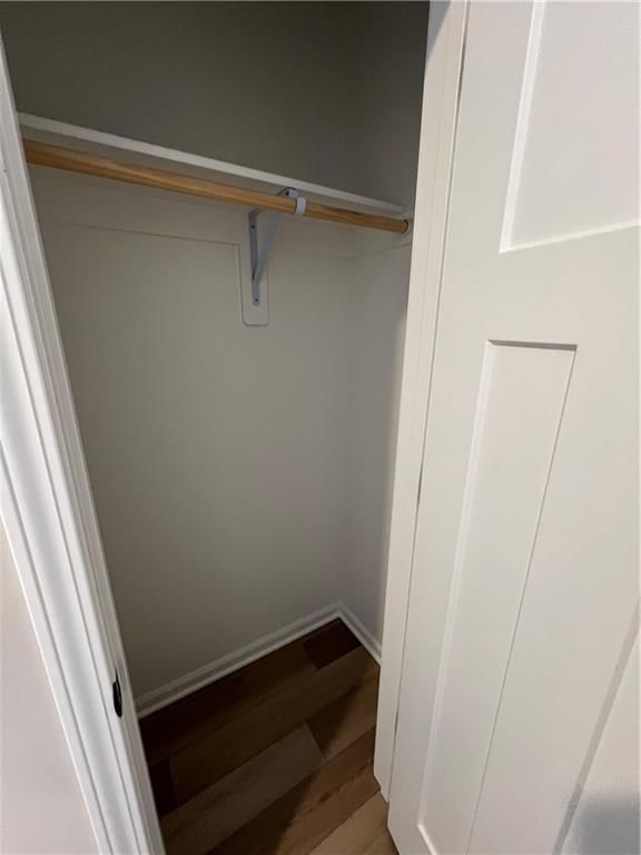9438 N HARDEN Street — photo 5