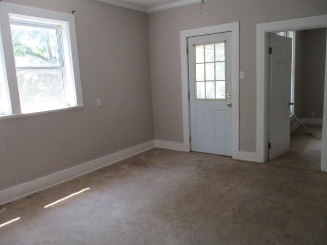 916 S Vermont Street — photo 17