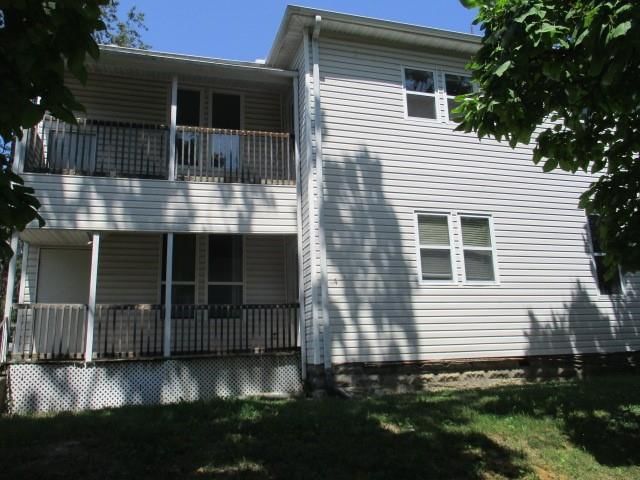916 S Vermont Street — photo 28