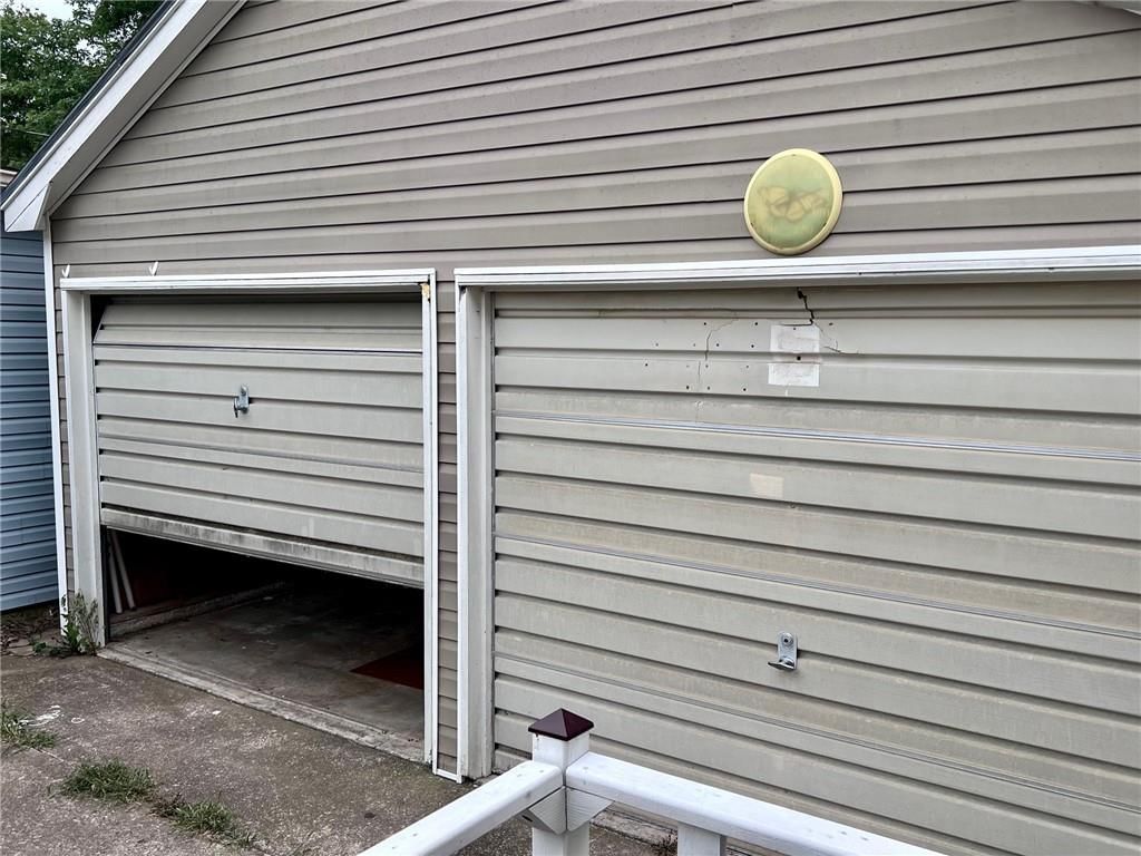 1109 W 1st Street — photo 27