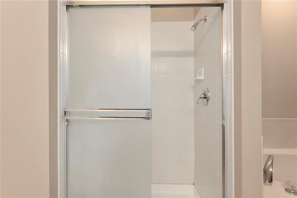 2423 NE 107th Terrace — photo 18