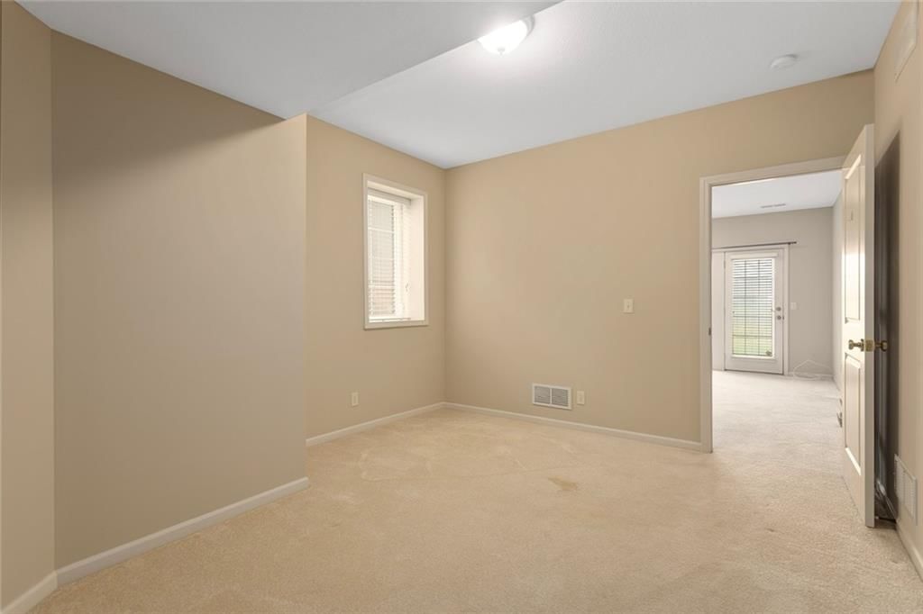 2423 NE 107th Terrace — photo 32