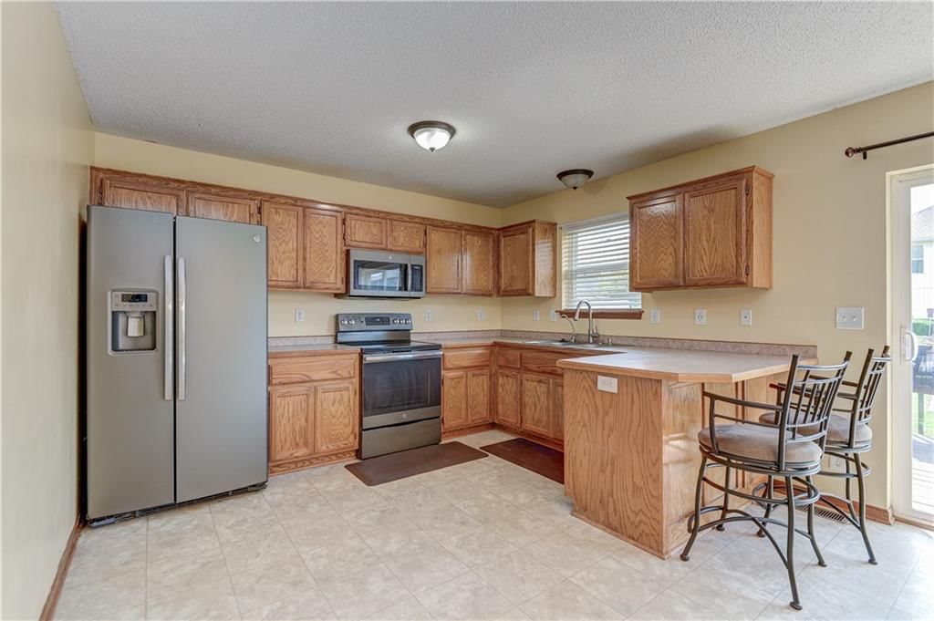 18621 Woodruff Street — photo 11
