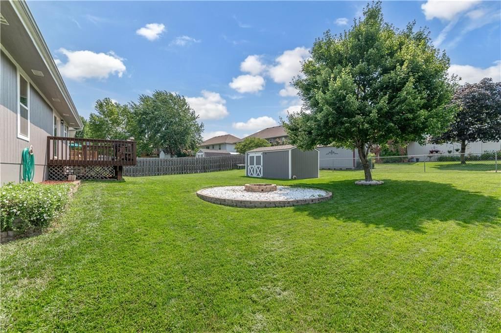 18621 Woodruff Street — photo 24