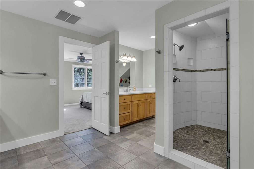 4109 DELMAR Drive — photo 24