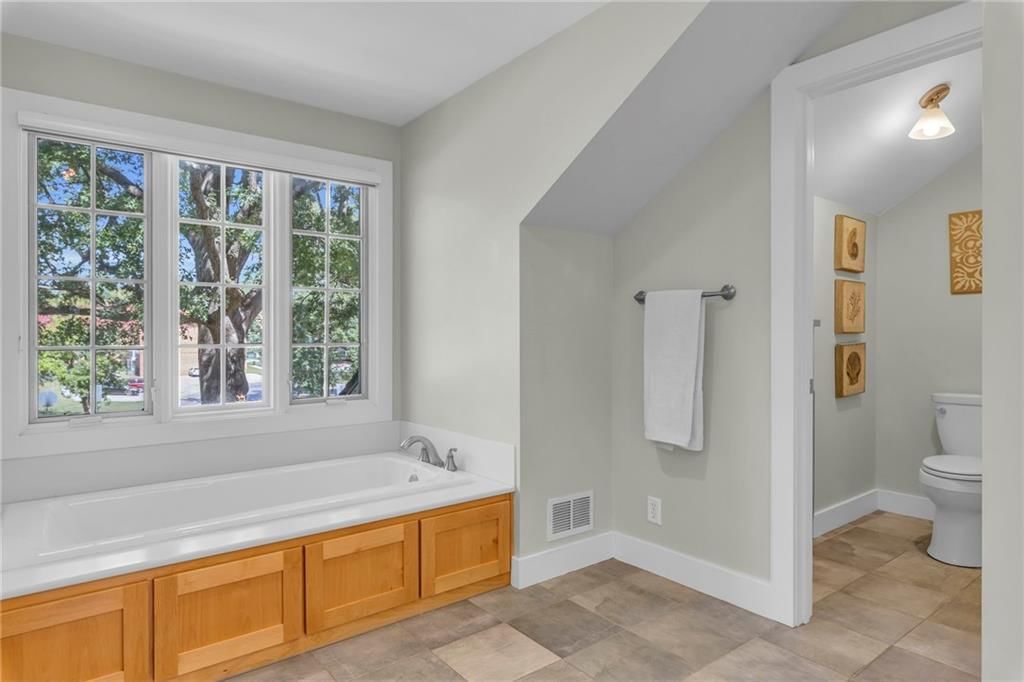 4109 DELMAR Drive — photo 25