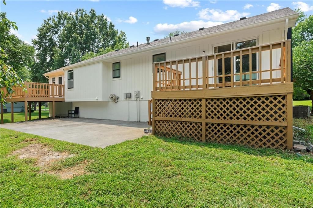 1101 S LIBERTY Drive — photo 29