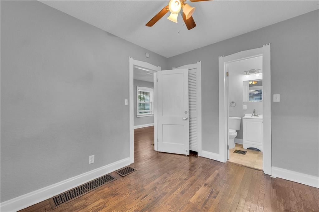 724 W 77th Street — photo 15