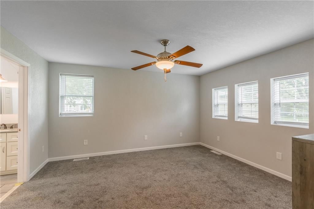 202 W Hortense Street — photo 12