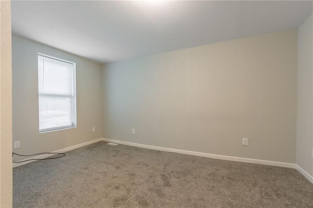 202 W Hortense Street — photo 19