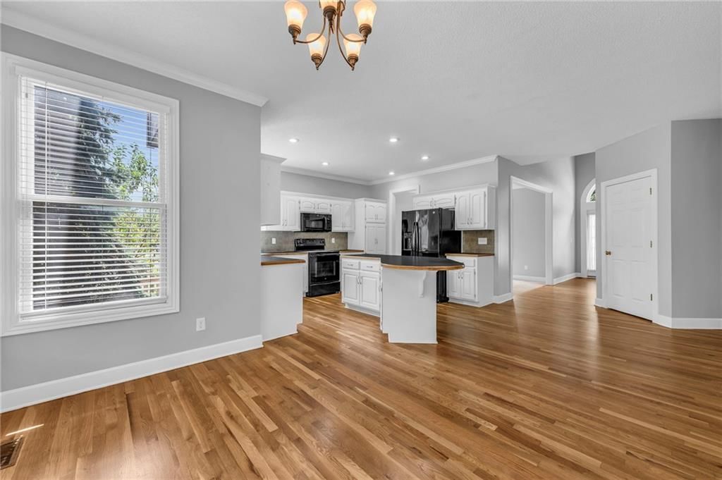 15319 S Alcan Street — photo 13