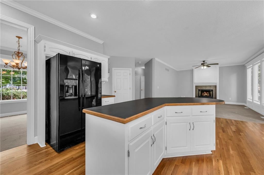 15319 S Alcan Street — photo 16