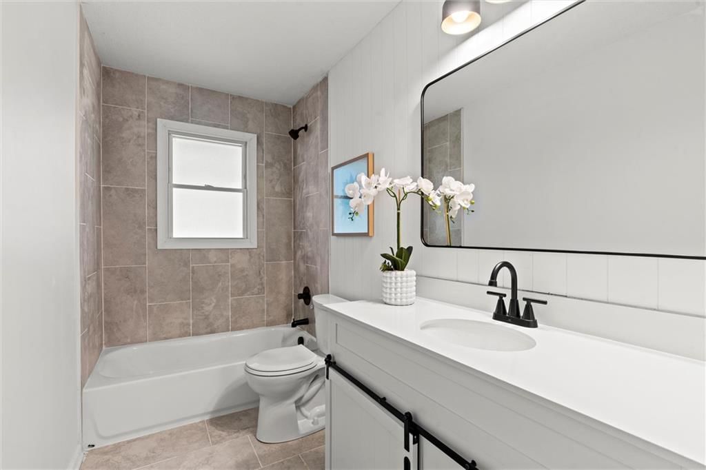 7005 NW Cross Road — photo 26