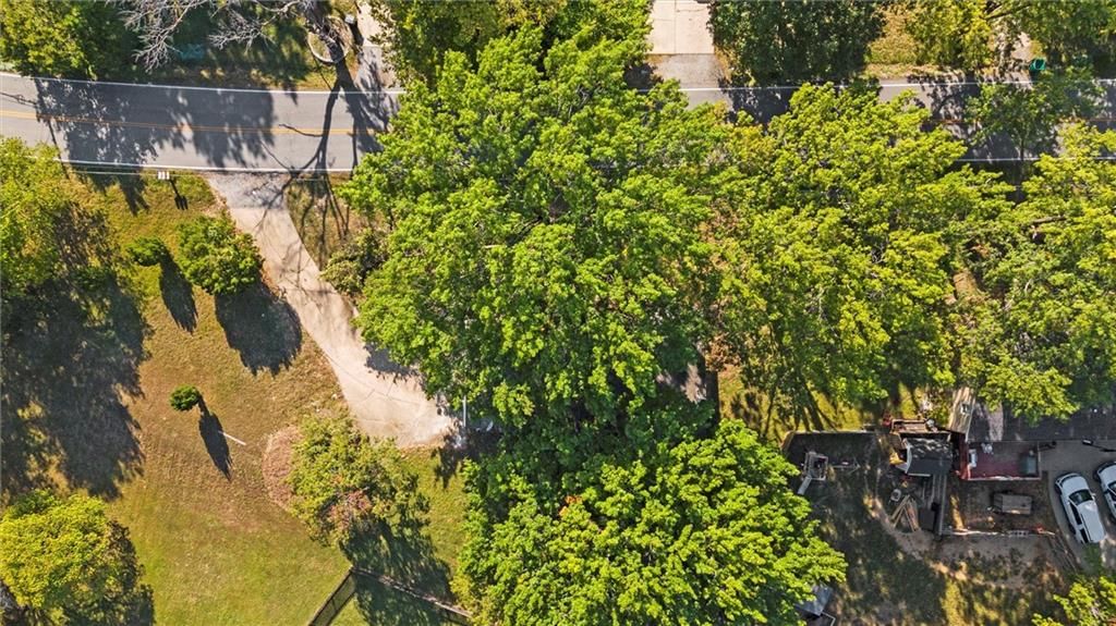 7005 NW Cross Road — photo 46