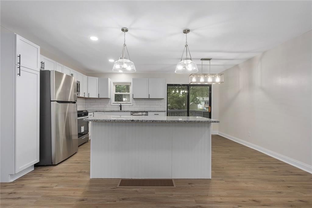 11026 N Harrison Street — photo 6