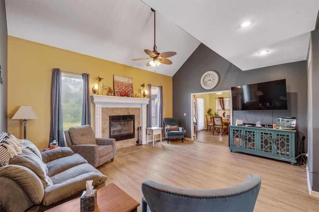 31804 E Burgess Road — photo 5