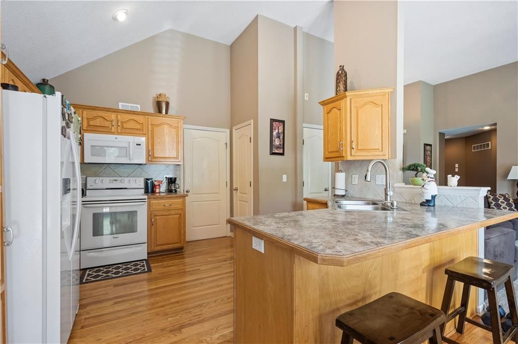 4310 NE 81st Street — photo 11