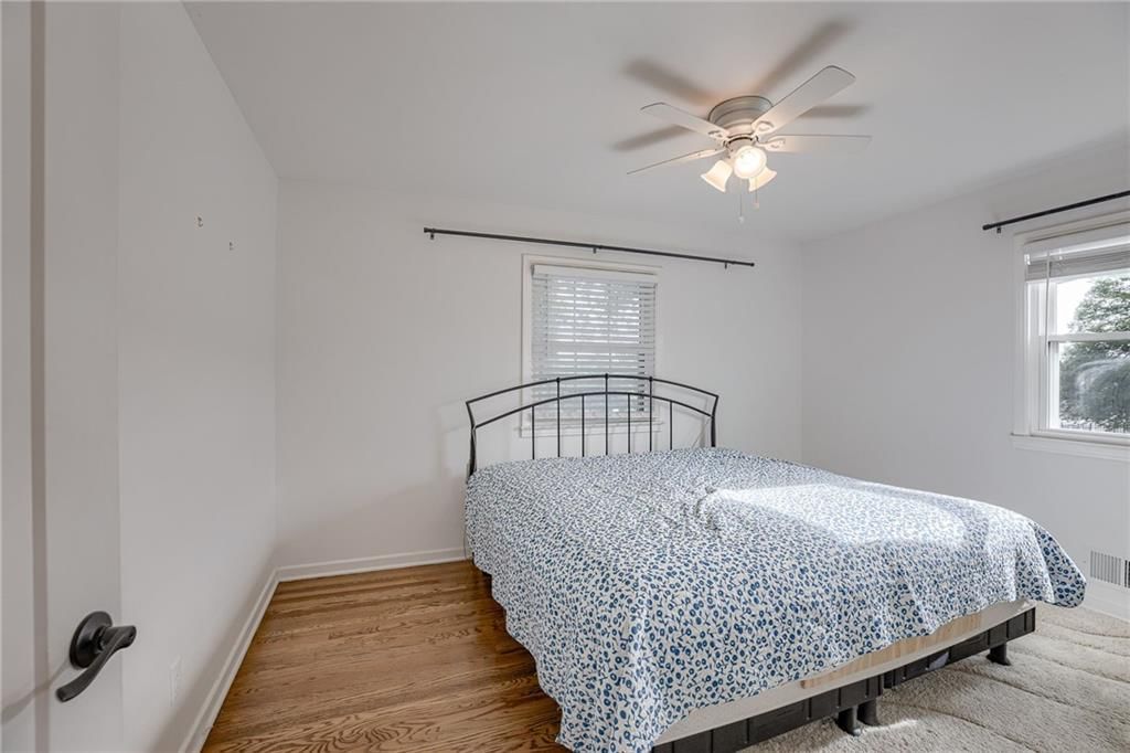 621 E 110th Terrace — photo 13