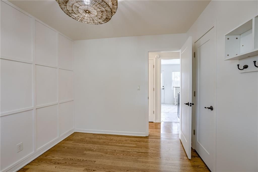 621 E 110th Terrace — photo 19