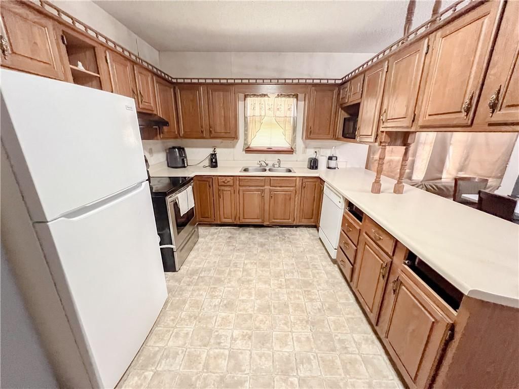 912 W 4th Street — photo 13