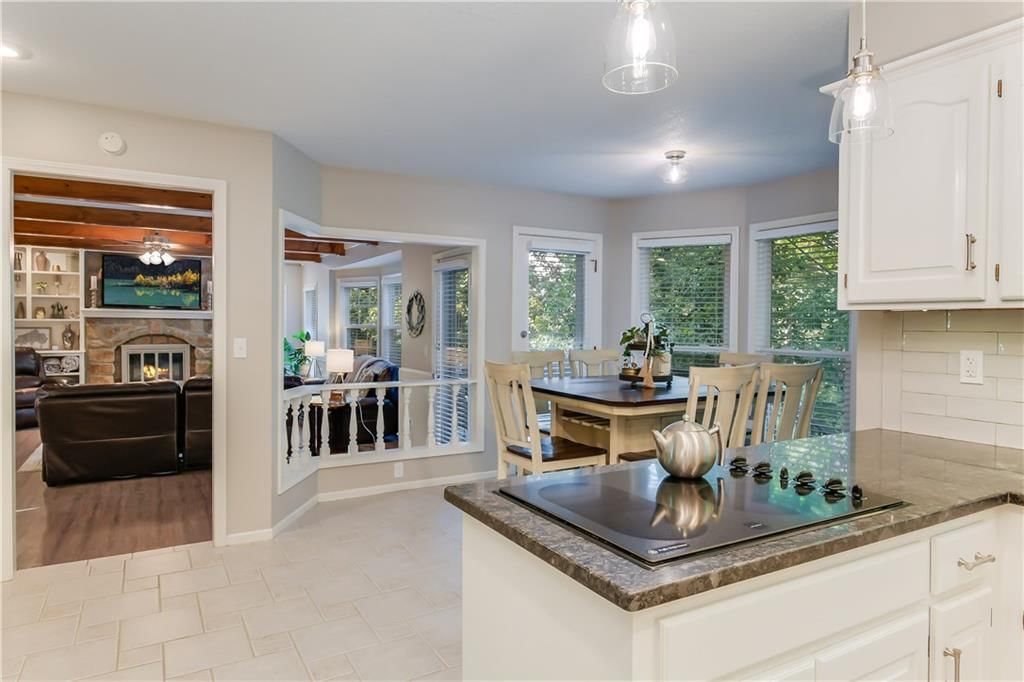38 NE Shoreview Drive — photo 14