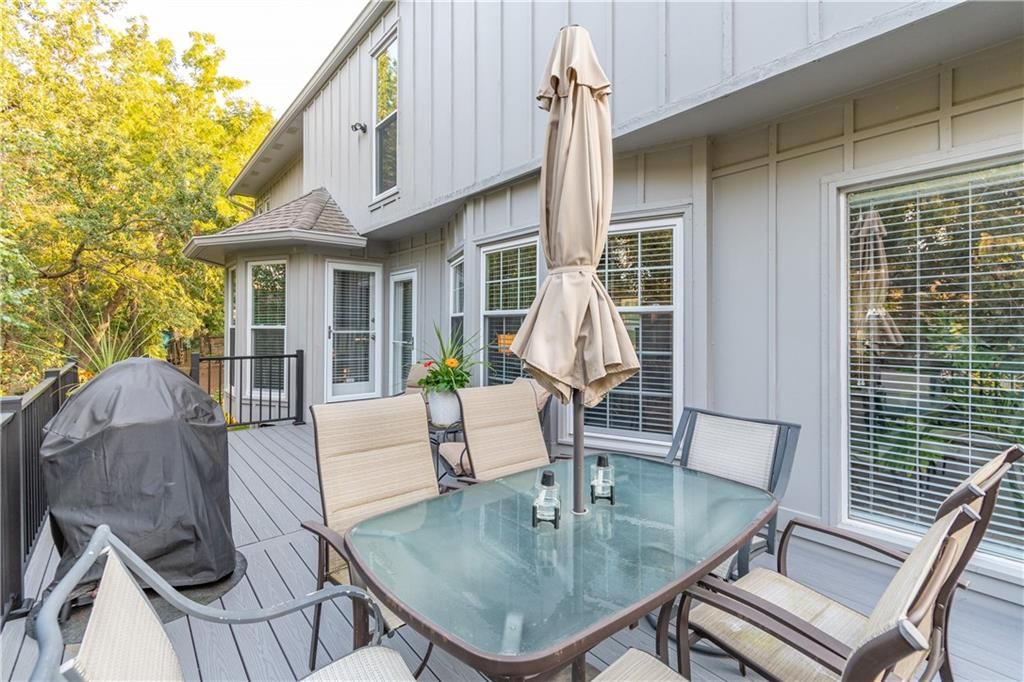 38 NE Shoreview Drive — photo 17
