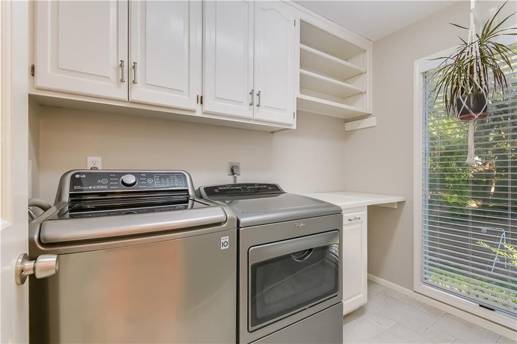 38 NE Shoreview Drive — photo 19
