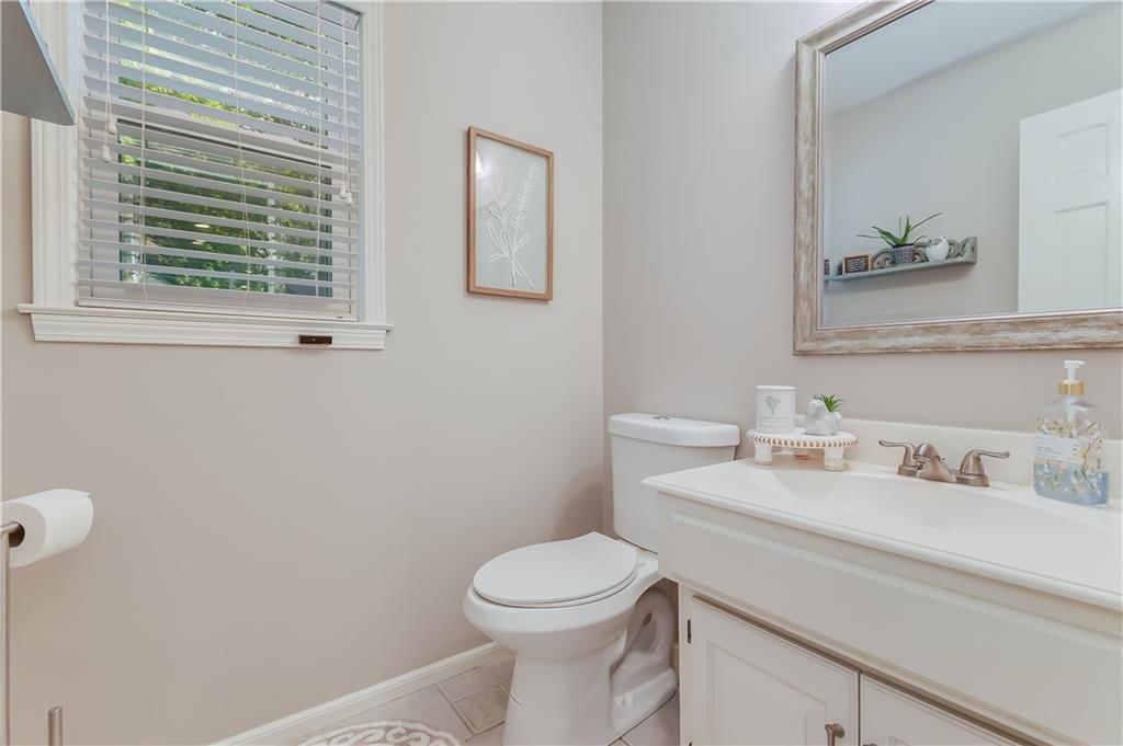 38 NE Shoreview Drive — photo 20