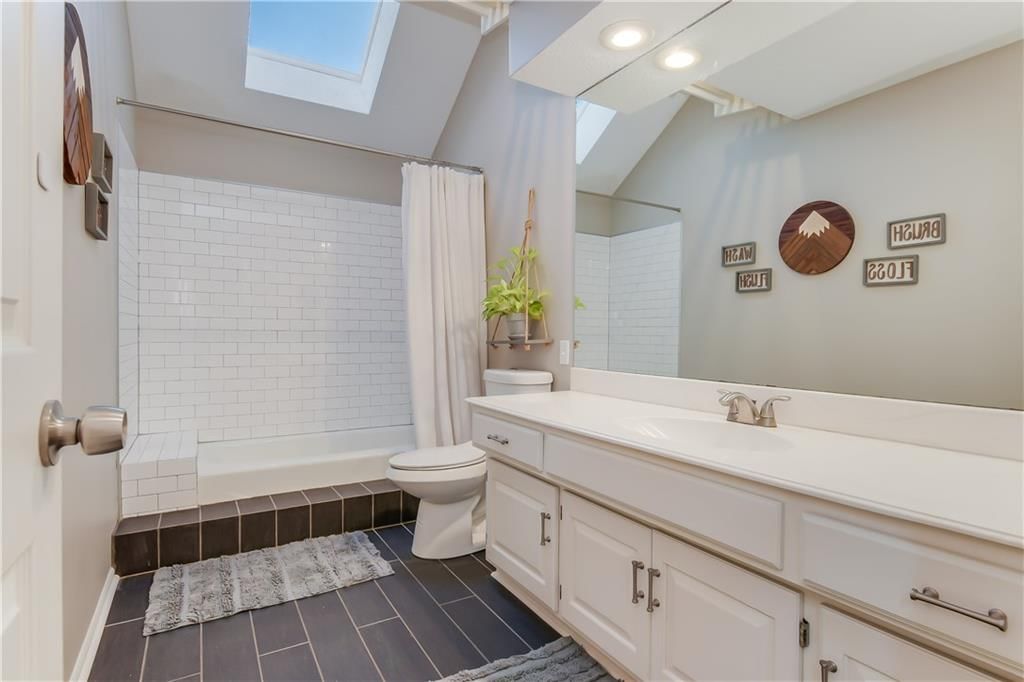 38 NE Shoreview Drive — photo 28