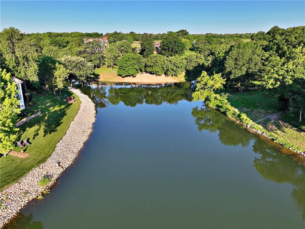 38 NE Shoreview Drive — photo 60