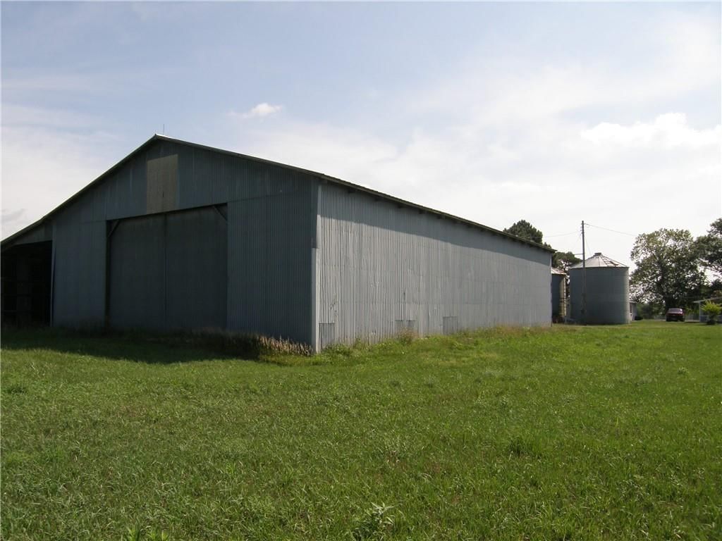 19587 300 Road — photo 47