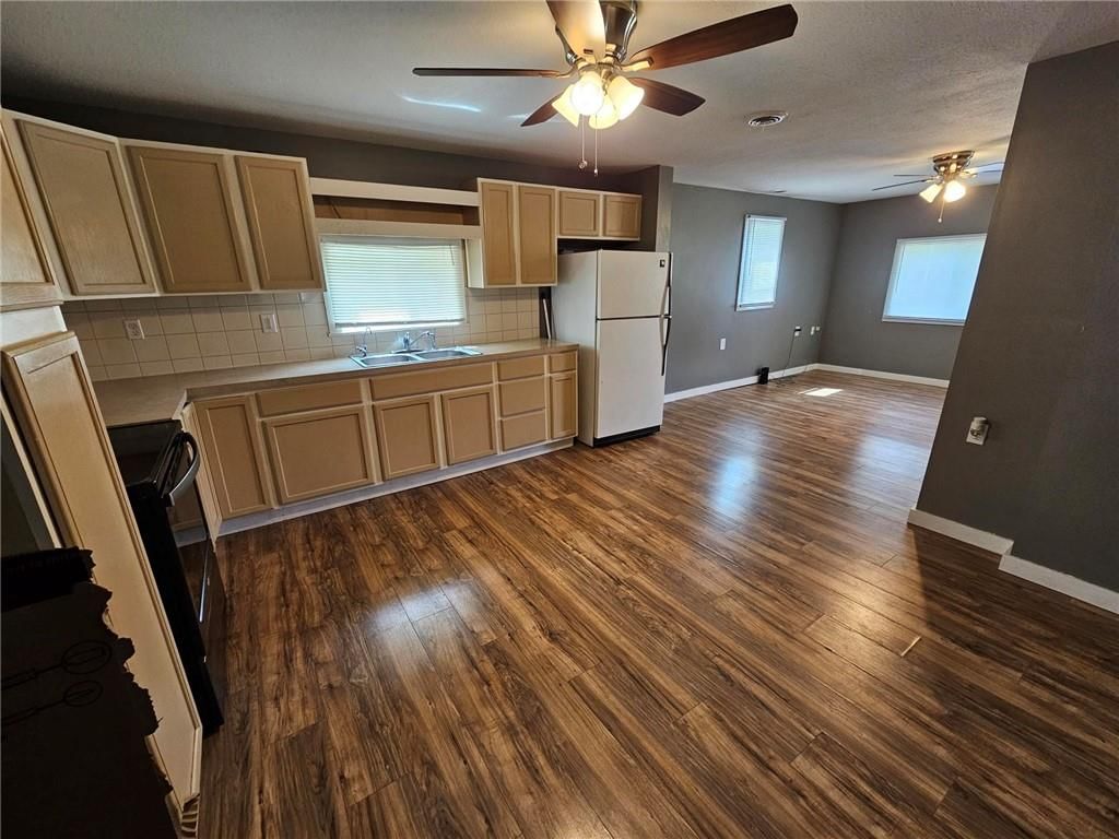 308 Harris Avenue — photo 7