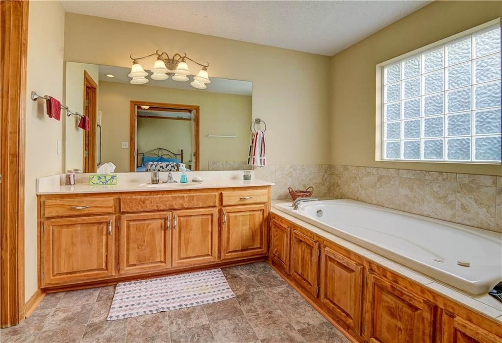 5416 S Megan Drive — photo 13