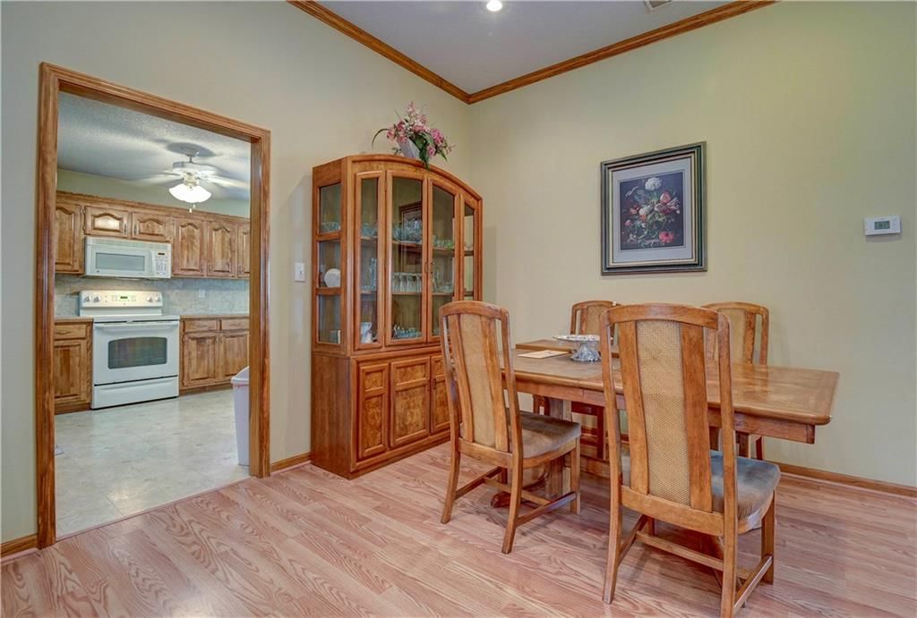 5416 S Megan Drive — photo 9