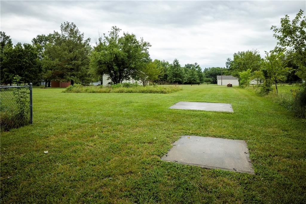 16 NW 425th Road — photo 41