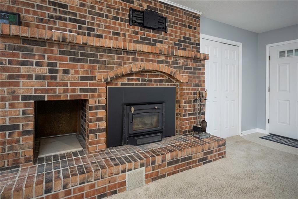 16 NW 425th Road — photo 8
