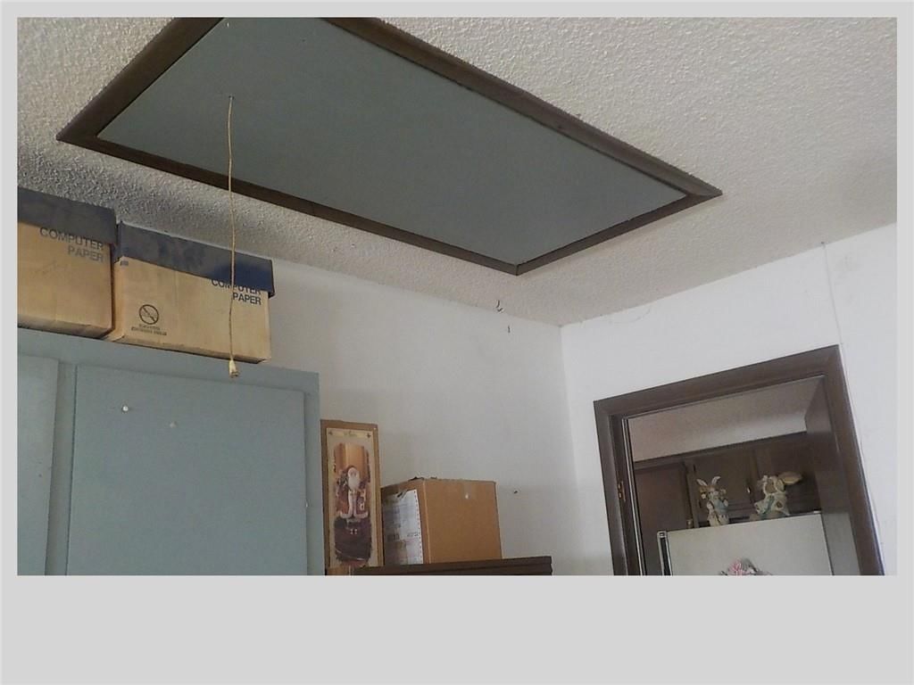 512 Hollywood Avenue — photo 25