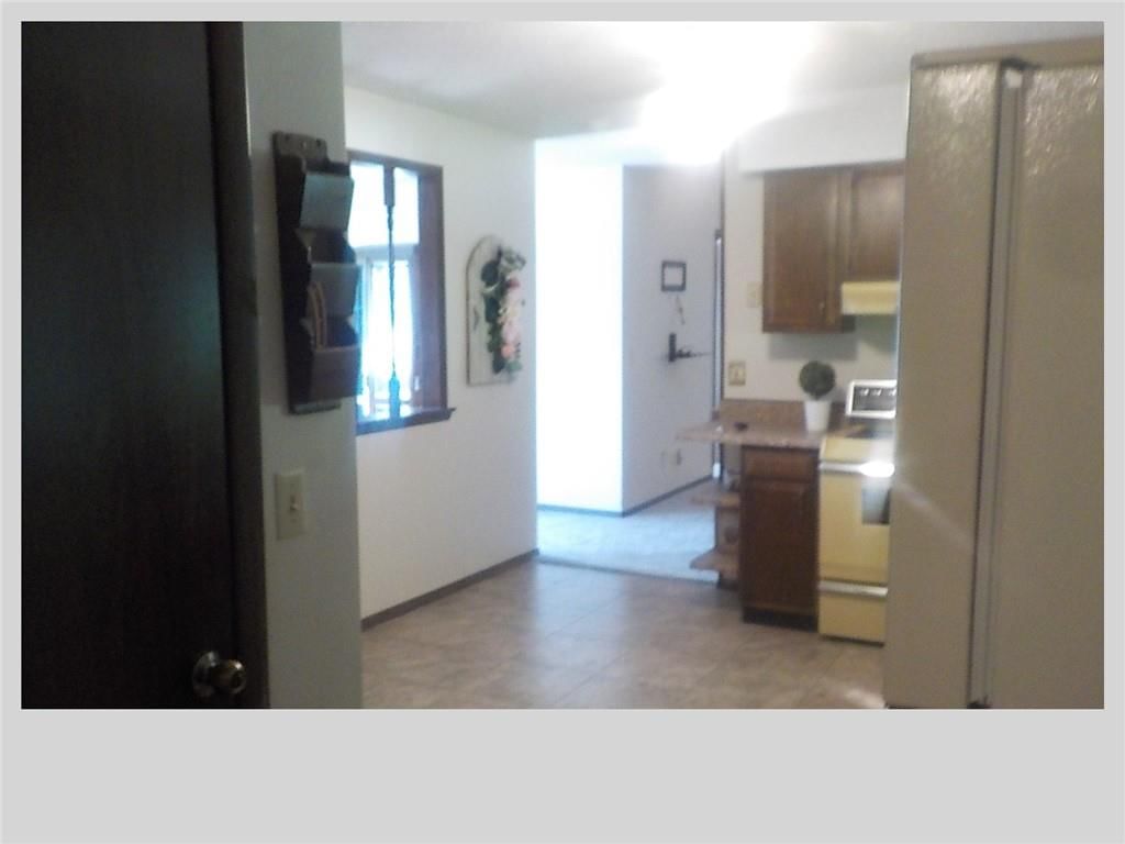 512 Hollywood Avenue — photo 29
