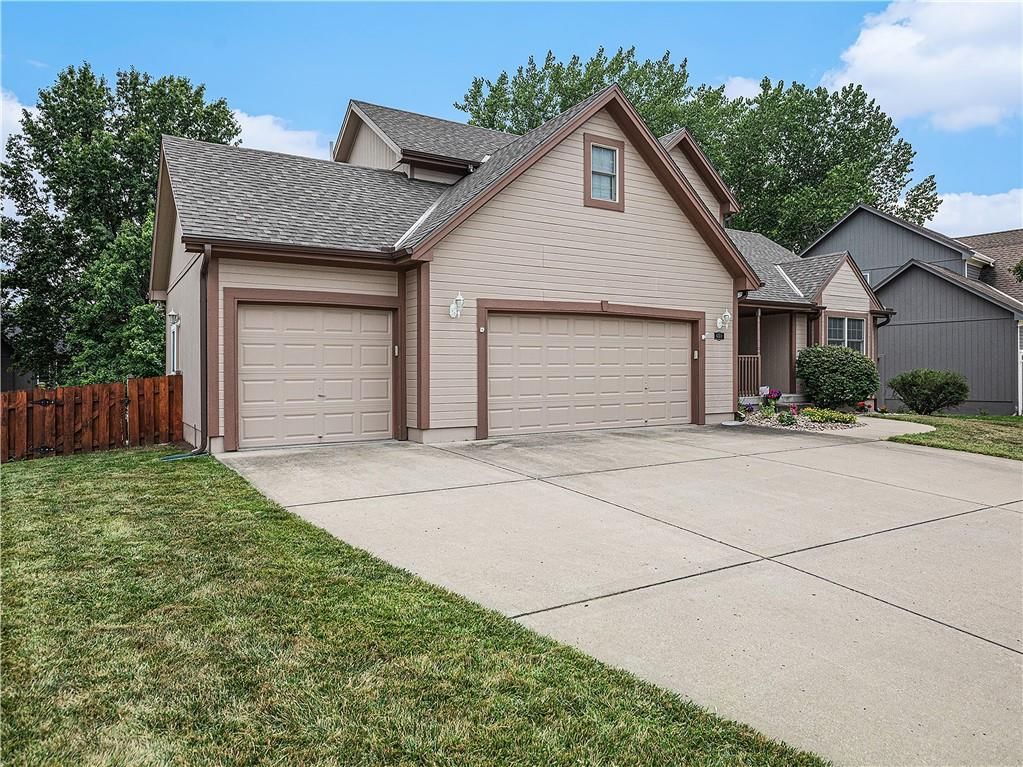 6311 NW 78TH Place — photo 34