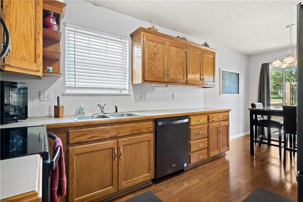 1817 Kenwood Drive — photo 6