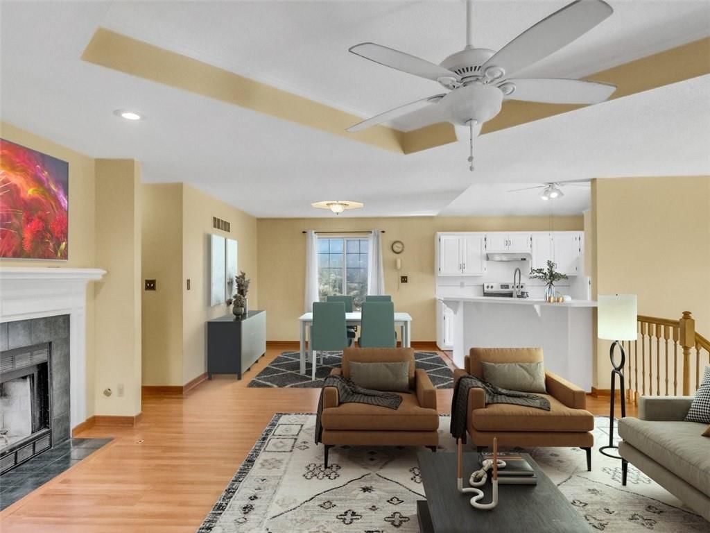1536 NE TAWNY Drive — photo 6
