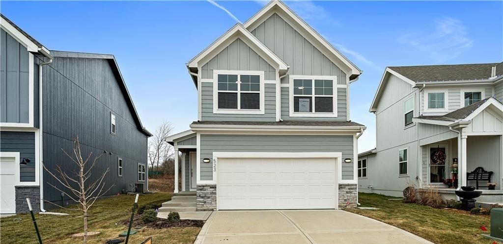 12606 S Burrows Street, Lake Lotawana, MO