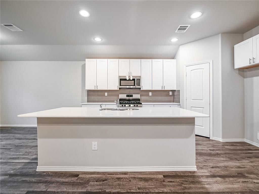 20205 W 194TH Street — photo 7
