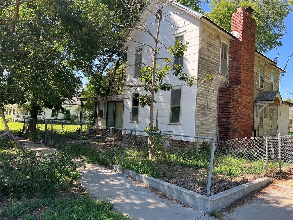 524 E Main N/A — photo 2