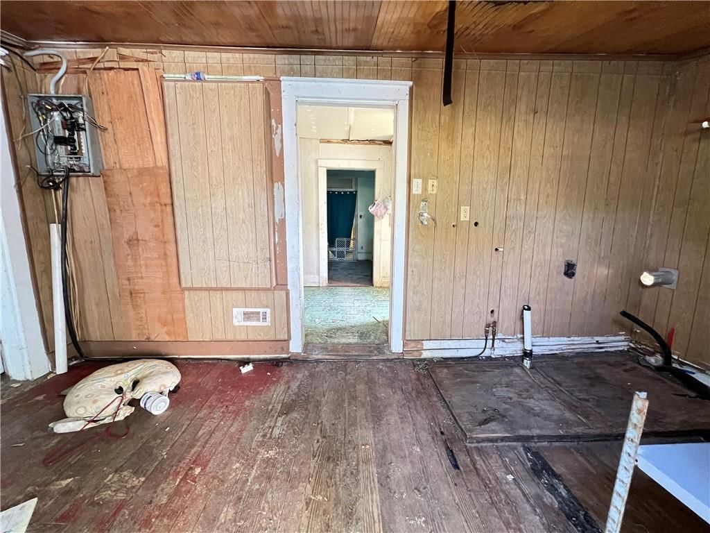 524 E Main N/A — photo 5