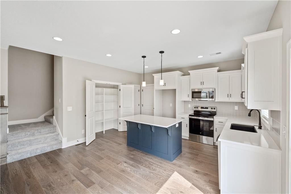 16993 W 164th Terrace — photo 11